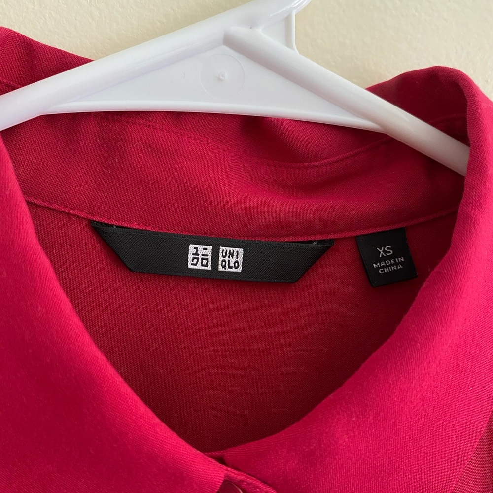 Red blouse ❤️‍🔥 - Picture 3 of 3